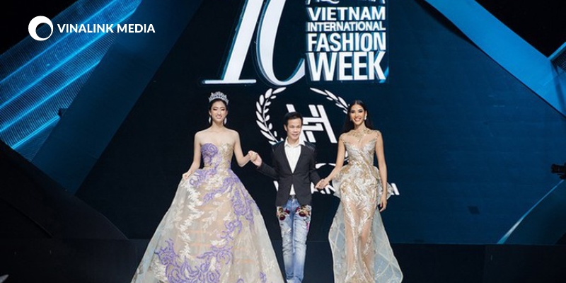 Chiến lược Marketing của Aquafina về xúc tiến hỗn hợp (Promotion) - Aquafina Vietnam Internaltional Fashion Week